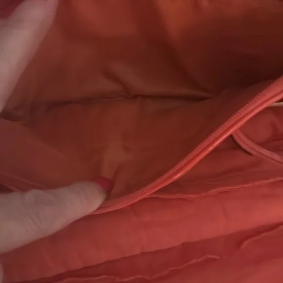 Coach Cream and Red Clutch with Signature Design - Picture 4 of 9